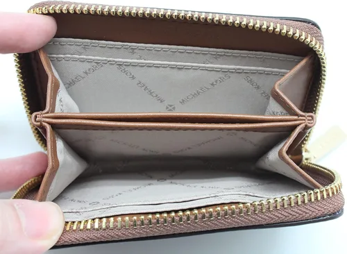 Vista 7 de Michael Kors Jet Set Travel - Funda de viaje con cremallera, Marrón, Funda tipo cartera para tarjetas