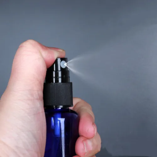 Vista 5 de SINIDE Botellas de spray vacías de 3.4 fl oz/3.4 onzas, juego de mini botellas de viaje de plástico azul de niebla fina, contenedores portátiles