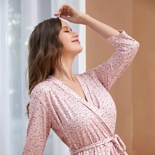 Vista 5 de RWRWMOONPUT Mami Robe para maternidad y bebé, juego de bata a juego para mamá y manta receptora, color rosa