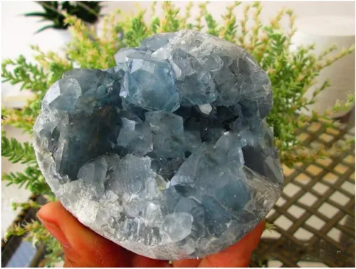 Vista 6 de StoneStory Cristal curativo azul natural celestita geoda mineral espécimen piedra piedra preciosa para decoración del hogar, 1 unidad, 17.64 oz