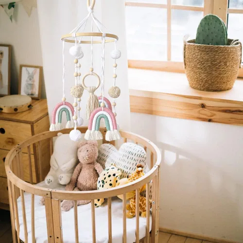 Vista 3 de Móvil de macramé para cuna – Móvil neutro de género para decoración de guardería – Decoración bohemia para colgar en la pared de arcoíris – Borlas