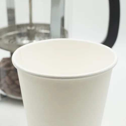 Vista 5 de Golden Apple, Tazas de café desechables de papel blanco de 10 oz. Tazas y tapas Cantidad 50 tazas por paquete. Perfecto para bebidas calientes