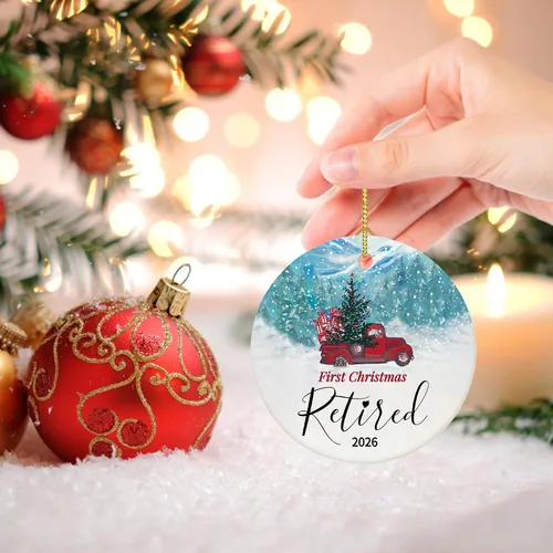 Vista 3 de Adorno de Navidad de jubilación 2026, adorno de primera Navidad para jubilados 2026, regalos de jubilación para mujeres, regalos de cerámica de 2.9
