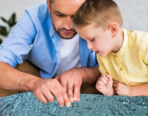 Vista 34 de Tela de lentejuelas reversible para pared sensorial para niños, lentejuelas grandes de 0.5 cm para grafiti sensorial para niños pequeños