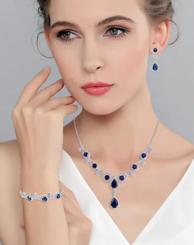 Vista 7 de EVER FAITH Juego de collar y aretes de lágrima con circonita cúbica para mujer, color plateado, Zirconia cúbica, Circonita cúbica
