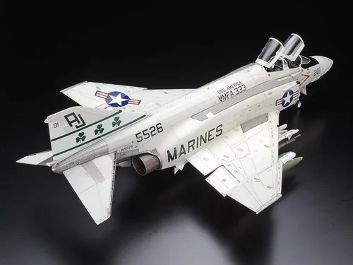 Vista 3 de Tamiya Modelos F-4J Phantom II Modelo Kit (TM60308)