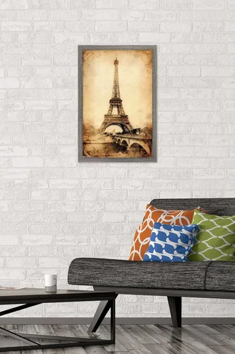 Vista 2 de Trends International The Eiffel Tower - Póster de pared rústico, 14.725 x 22.375 pulgadas, versión enmarcada de madera de granero