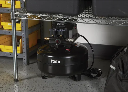 Vista 8 de Ironton Compresor de Aire Tipo Panqueque Sin Aceite, 0.3 HP, 3 Galones, 110 PSI