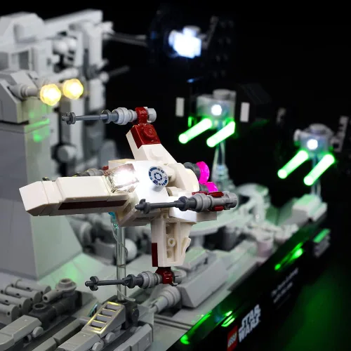 Vista 6 de Kyglaring Kit de luces LED compatible con Lego Set 75329, accesorios de iluminación compatibles con Death Star Trench Run Diorama, solo luces