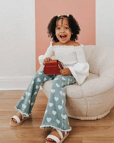 Vista 5 de Bailey's Blossoms Darcy - Camisa de manga acampanada para bebés y niños pequeños