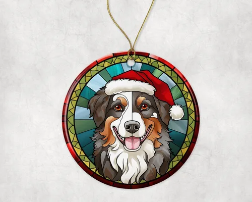 Vista 3 de Adorno de cerámica con vitrales de Navidad de pastor australiano, adorno colgante para árbol de Navidad, adorno de vitral de perro, adorno religioso