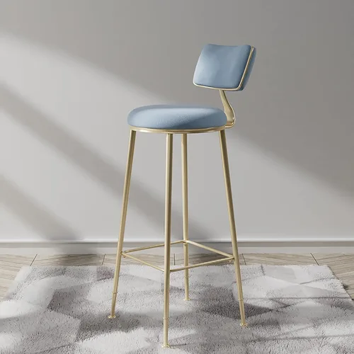 Vista 9 de Taburetes de bar de terciopelo modernos con respaldo y patas de metal dorado, cómodas sillas de bar altas tapizadas para cocina, isla de desayuno