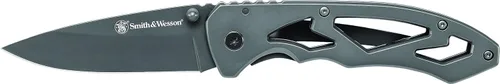 Vista 4 de Smith & Wesson CK400 5.4in High Carbon S.S. Folding Knife with a 2.2in Drop Point Blade and Stainless Steel Handle for Outdoor