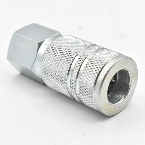 Vista 3 de Interstate Pneumatics CH680 Acoplador de acero industrial de 3/8 pulgadas x 1/2 pulgada NPT hembra
