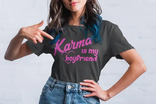 Vista 2 de Expression Tees Karma is My Boyfriend Midnight ERAS - Camiseta sin mangas con espalda cruzada para mujer