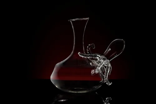 Vista 6 de Octopus Tentacle - Decantador de vidrio hecho a mano decorativo para vino o whisky con acabado de bronce antiguo, juego de decantador de vidrio
