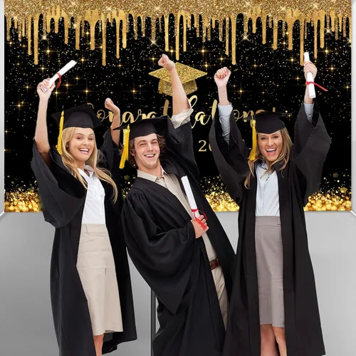 Vista 4 de Mocsicka Fondo de graduación de 7 x 5 pies 2026, decoraciones de graduación negro y dorado, pancarta de felicitaciones de graduación 2026, fondo