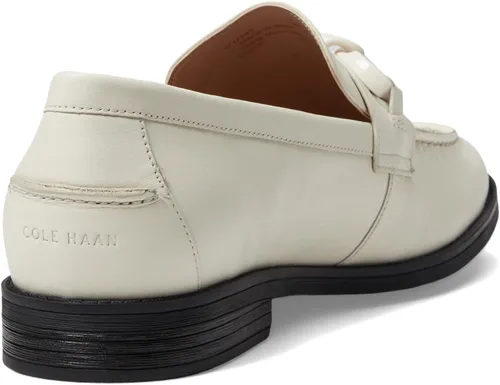 Vista 6 de Cole Haan Mocasín Stassi con cadena para mujer