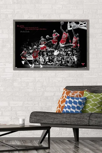 Vista 2 de Trends International Michael Jordan - Póster de pared con mosca, 22.375 x 34 pulgadas, versión enmarcada de madera de granero