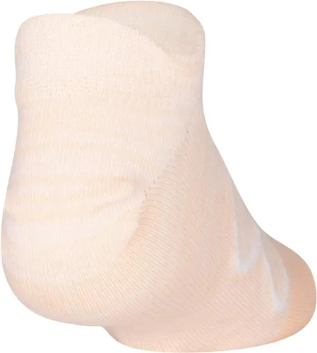 Vista 121 de Under Armour Calcetines ligeros invisibles Essential 2.0 para niños (paquete de 6)