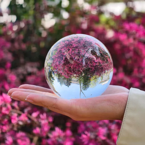 Vista 3 de Bola de cristal óptico transparente K9 de 3.94 pulgadas con soporte, esfera de vidrio decorativa para fotografía, decoración mágica de adivinación