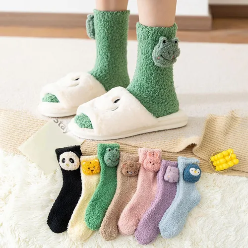 Vista 5 de Calcetines mullidos para mujer, calcetines de felpa de rana 3D, acogedores, suaves, esponjosos, lindos animales, calcetines para dormir, calcetines