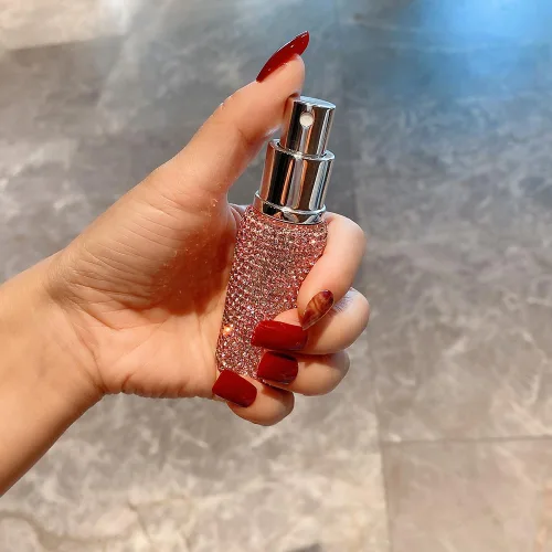 Vista 5 de Atomizador de perfume portátil para viajes, con diamantes de imitación de 0.3 fl oz, recargable, mini botella de perfume recargable, fácil de Azul