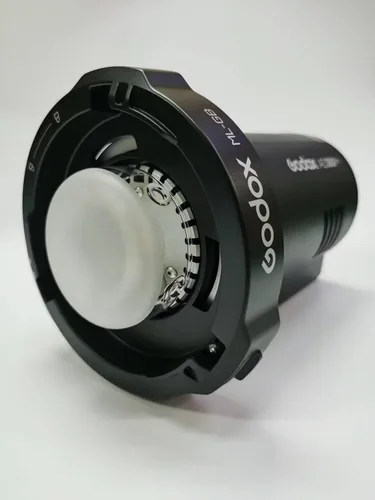 Vista 2 de Godox ML-GB Bowens - Adaptador de montaje para luces LED de vídeo