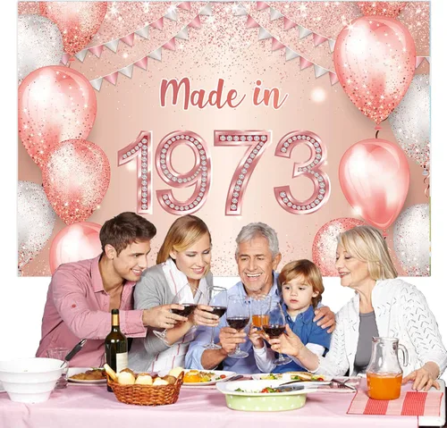 Vista 6 de Cartel de feliz cumpleaños número 50 en oro rosa hecho en 1973 con texto en inglés "Cheers to 50 years old", confeti, telón de fondo, decoración