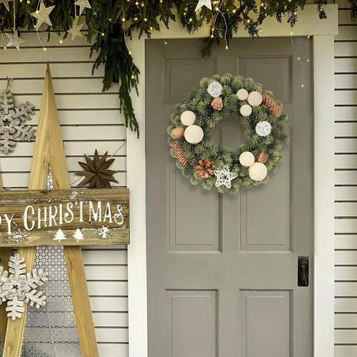 Vista 7 de Pequeña corona de Navidad, bola de terciopelo beige artificial de 13 pulgadas, mini coronas para decoración de Navidad de puerta delantera