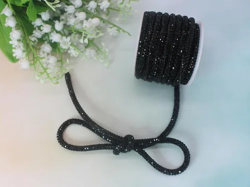 Vista 4 de Cuerda de purpurina con strass de 6 yardas, 0.17" de ancho, cordones brillantes para zapatos, ideal para hacer joyería DIY