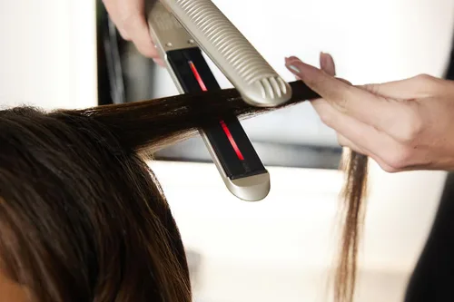 Vista 3 de YA-Man Spa Styler - Plancha plana 2 en 1, plancha recta + ondulada, tecnología japonesa avanzada, doble voltaje, placas de turmalina de titanio