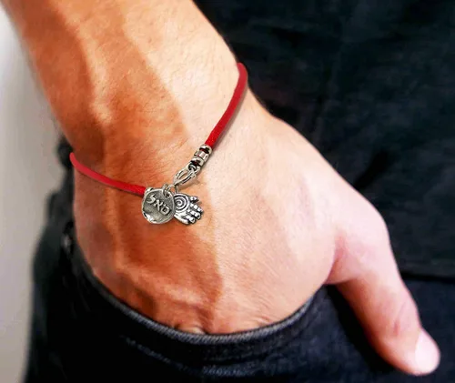 Vista 3 de Hecho a mano Hamsa ROJO Seda Cábala pulsera para la Prosperidad & éxito para hombre