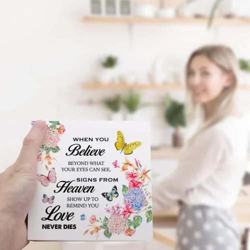 Vista 6 de Letrero de madera con texto en inglés «When You Believe Beyond What Your Eyes Can Se», decoración inspiradora de madera con diseño de flores