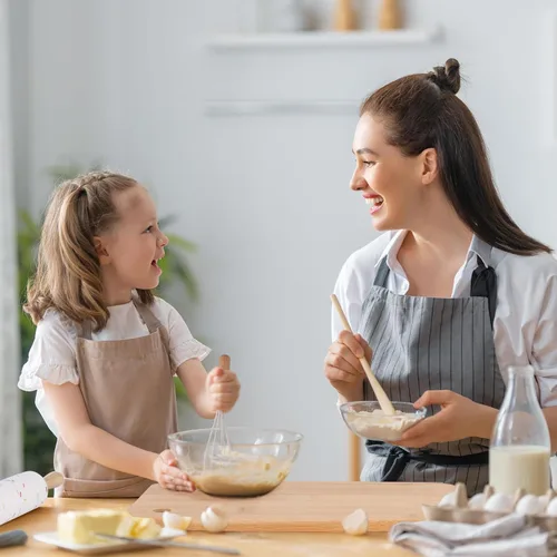 Vista 6 de Juego de 7 cuchillos de madera para niños pequeños, tabla de cortar y cuchillos para cocina real, herramientas de cocina Montessori para niños