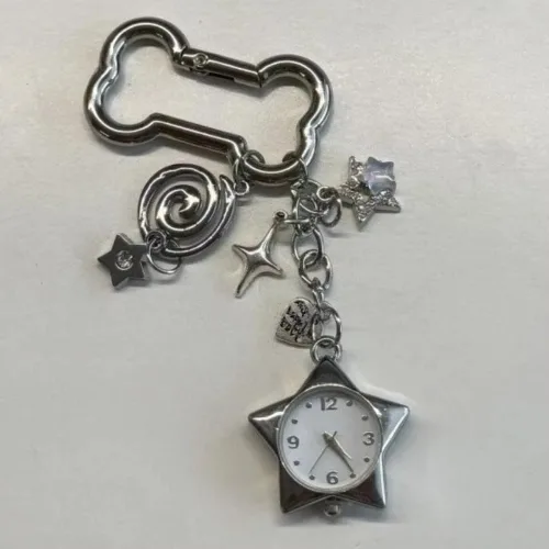 Vista 3 de Vhitler Vintage Keychain Retro Pocket Watch Bag Charms for Handbag Y2k Emo Accessories Backpack Charms 2000s Grunge Aesthetic Hueso Negro