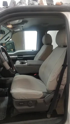 Vista 2 de Durafit Seat Covers, Cuero sintético gris impermeable compatible con Ford F150 XL/XLT/Lariat 2015-2024 y 2016-2022 F250-F550 Cubos delanteros