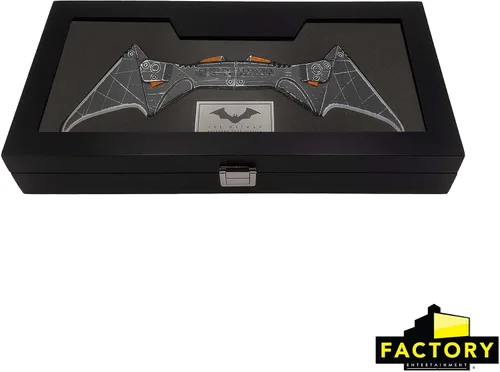 Vista 3 de Factory Entertainment La réplica de Batman Batarang Edición Limitada