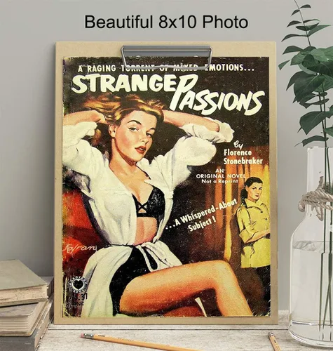 Vista 3 de Arte de pared de ficción lesbiana – Accesorios LGBTQ – Póster de novela romántica – Regalos lesbianas para novia, mujer, queer, gay, bi – imagen