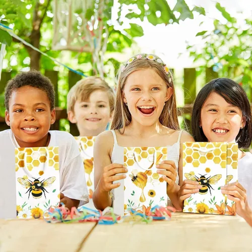 Vista 7 de WERNNSAI Paquete de 16 bolsas de regalo de abejas, suministros de fiesta de abejas, bolsas de recuerdo para niños y niñas, decoraciones