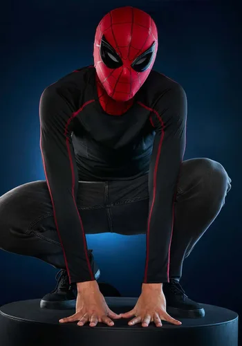 Vista 4 de Spider-Man: Homecoming Marvel Legends Máscara Electrónica Expresiva Multicolor