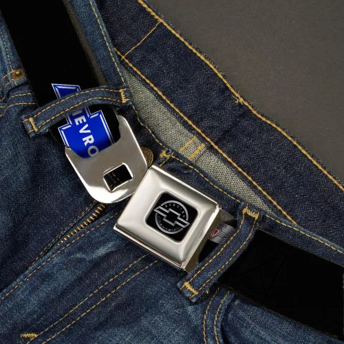 Vista 2 de Buckle-Down Cinturón de seguridad para cinturón de seguridad, logotipo de Chevy Bowtie REPEAT 1.0 pulgadas de ancho 20-36 pulgadas de largo