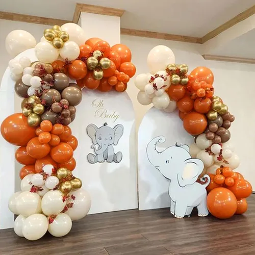 Vista 4 de Kit de guirnalda de arco de globos de otoño, globos de látex mate de terracota naranja quemado, arena, blanco, dorado, marrón, terracota