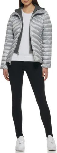 Vista 2 de GUESS Chaqueta ligera y plegable para mujer, acolchada de transición