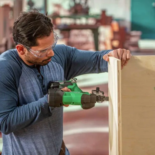 Vista 5 de Metabo HPT Engrapadora inalámbrica MultiVolt™ de 18 V Solo herramienta - Sin batería Corona estrecha de 18 Ga de 1/4 de pulgada Acepta grapas