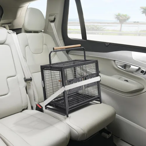 Vista 9 de Yaheetech Jaula de viaje para pájaros de hierro forjado de 25.5 pulgadas con asa, perca de madera y protector de semillas para loros pequeños