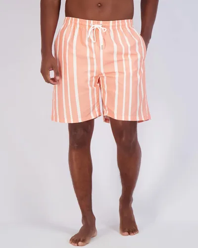 Vista 2 de Real Essentials Paquete de 3 Traje de baño de secado rápido para hombre de 7 pulgadas con forro de malla (disponible en tallas grandes y altas)