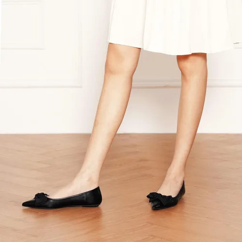 Vista 5 de C.Paravano Zapatos planos con lazo puntiagudo para mujer, cómodos y elegantes, zapatos sin cordones para uso casual y oficina