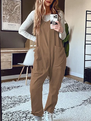 Vista 2 de DEEP SELF Overol suelto casual con cuello en V para mujer, sin mangas, tirantes delgados ajustables, pantalones largos harén, overoles con bolsillos