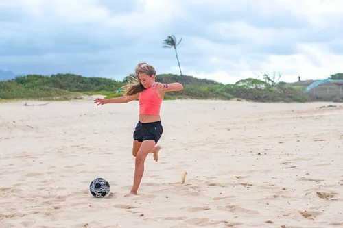 Vista 6 de Sunflex Balón de fútbol de neopreno, pelota ligera impermeable para exteriores, 8 pulgadas de diámetro, suave y segura, diseñada para recreación